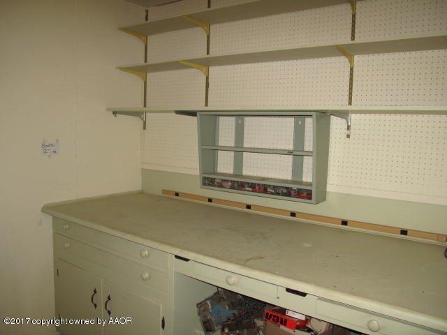 5108 Royce Drive Amarillo, TX 79110 - Photo 21 of 25 060