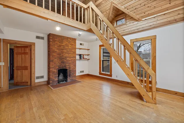 $899,900 | 422 Laurel Avenue, St. Paul, MN 55102