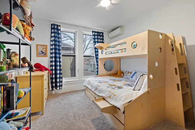 $899,900 | 422 Laurel Avenue, St. Paul, MN 55102