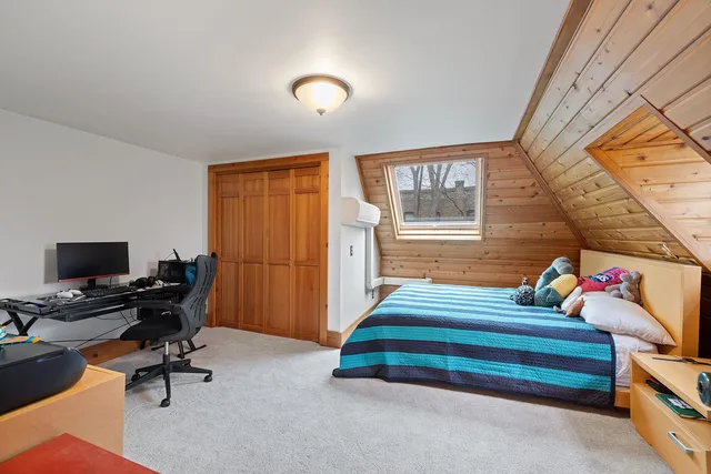 $899,900 | 422 Laurel Avenue, St. Paul, MN 55102