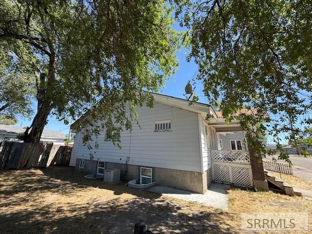 340 West Connor Street Pocatello, ID 83204 - Photo 3 of 28