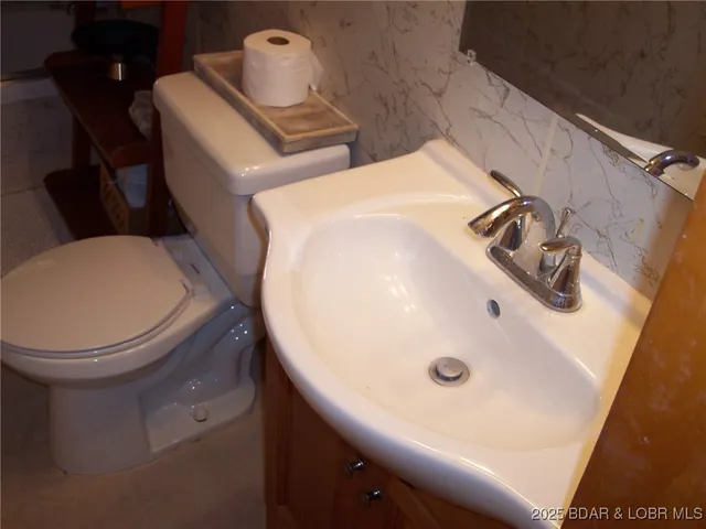 $150,000 | 64 Whiterock Lane, Sunrise Beach, MO 65079