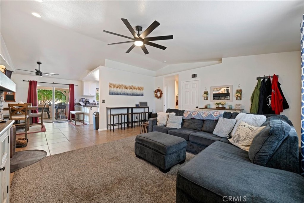 11362 Sonora Road Phelan, CA 92371 - Photo 7 of 43