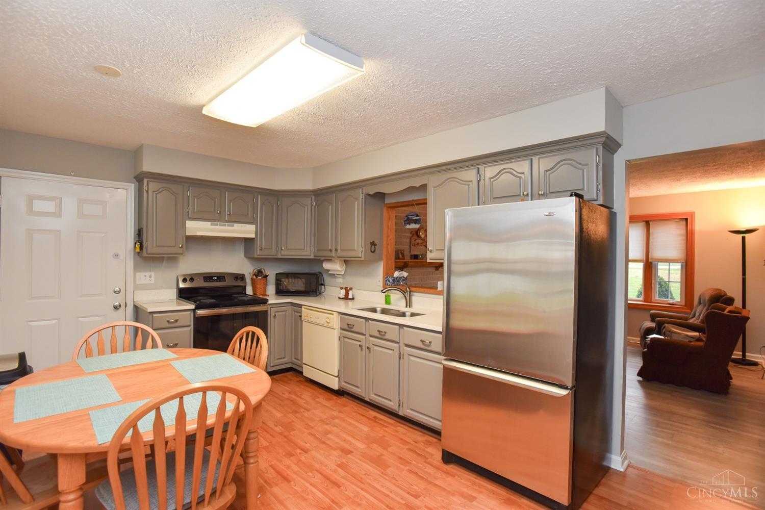 2549 Swings Corner Point Isabel Road Bethel, OH 45106 - Photo 6 of 29 Gallery Image 6