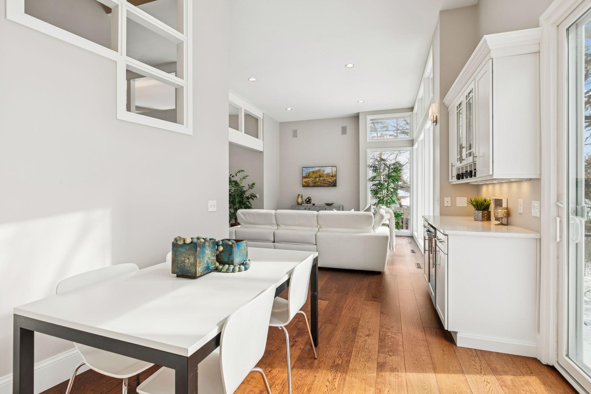 5347 Pinewood Trail Edina, MN 55436 - Photo 12 of 55