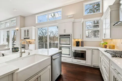 $799,000 | 5347 Pinewood Trail, Edina, MN 55436