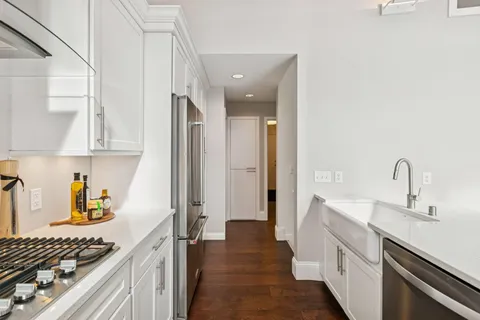 $799,000 | 5347 Pinewood Trail, Edina, MN 55436