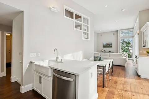 $799,000 | 5347 Pinewood Trail, Edina, MN 55436