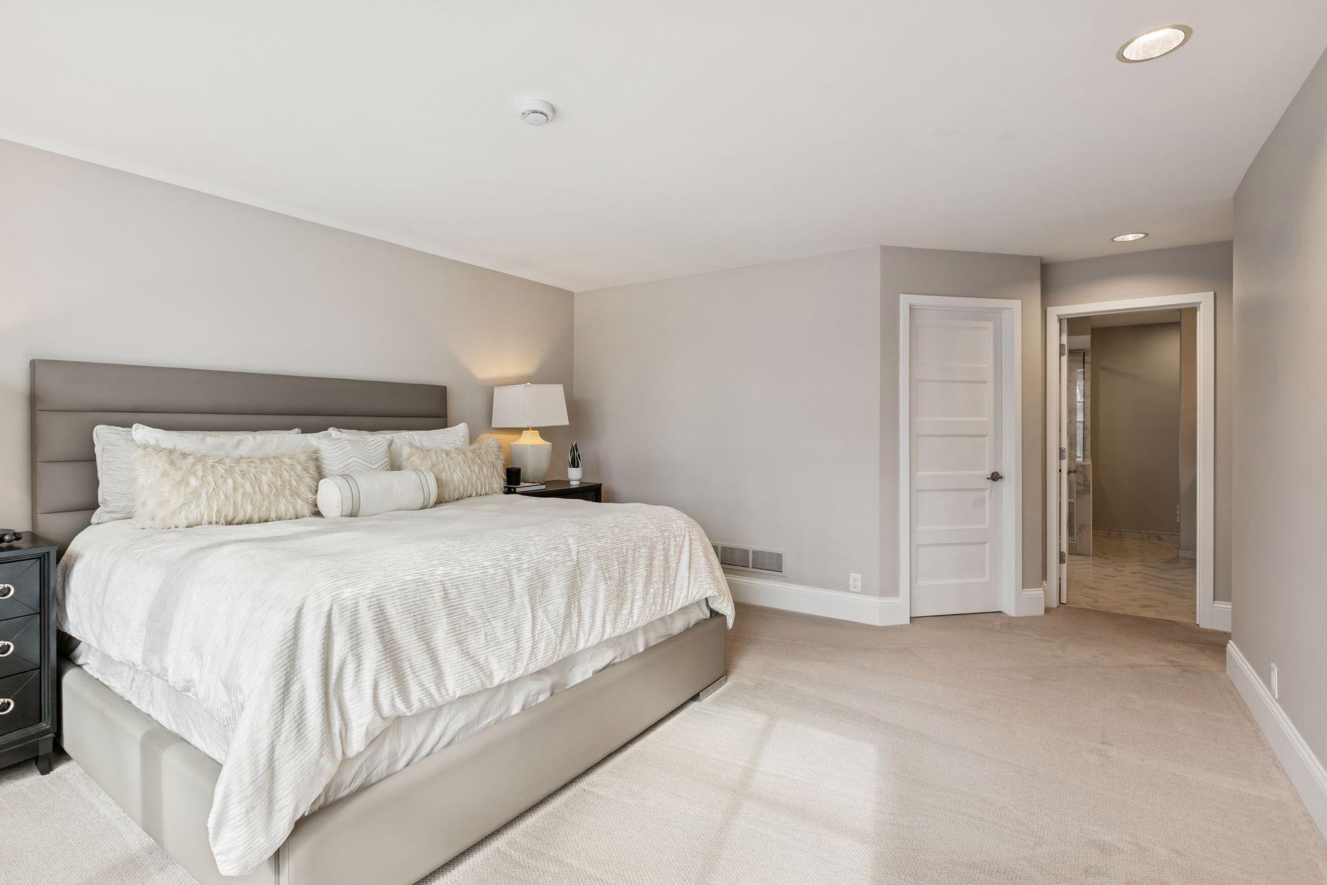 5347 Pinewood Trail Edina, MN 55436 - Photo 21 of 55