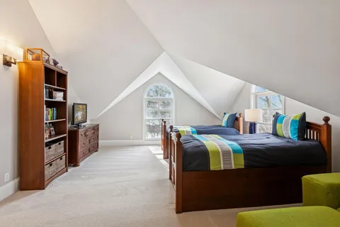 $799,000 | 5347 Pinewood Trail, Edina, MN 55436