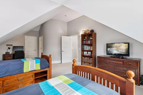 $799,000 | 5347 Pinewood Trail, Edina, MN 55436