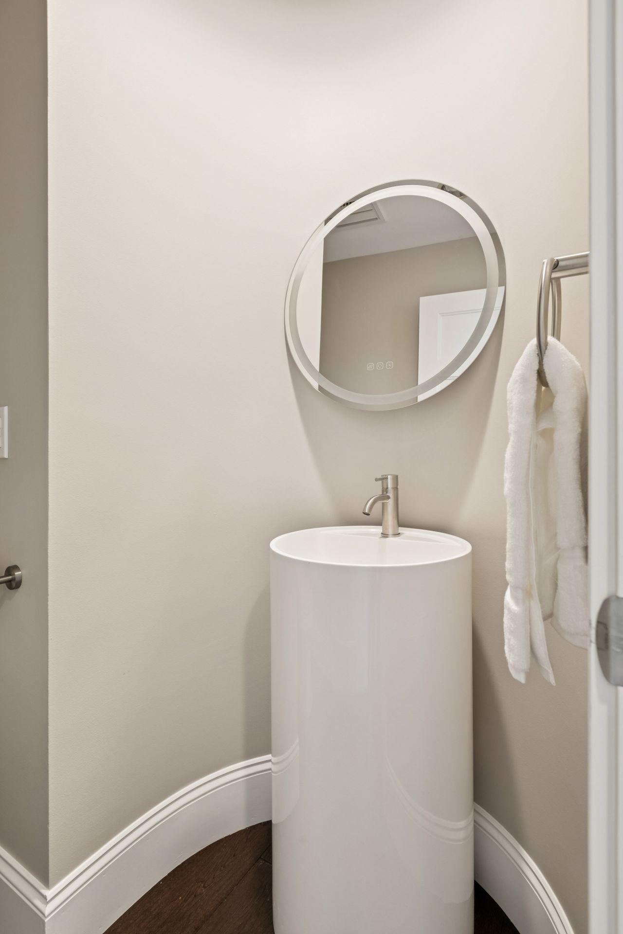 5347 Pinewood Trail Edina, MN 55436 - Photo 45 of 55