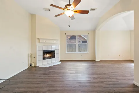 $2,000 | 11214 Amaranth Lane, Austin, TX 78754