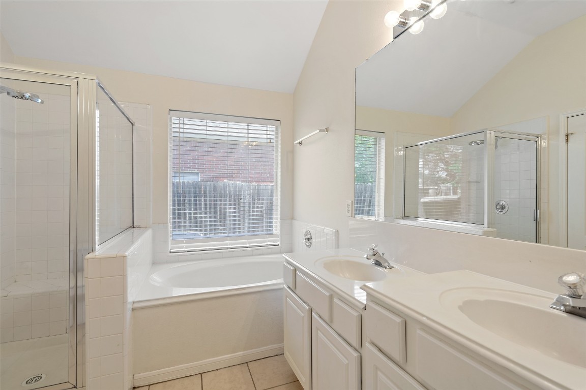 11214 Amaranth Lane Austin, TX 78754 - Photo 5 of 11