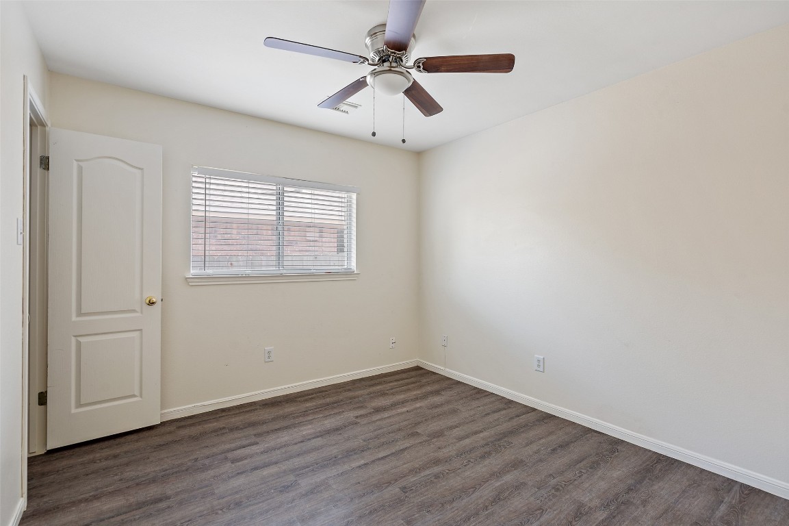 11214 Amaranth Lane Austin, TX 78754 - Photo 6 of 11