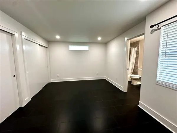 $2,000 | 68 Hickory Avenue, Harahan, LA 70123