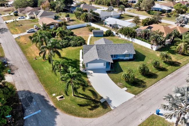 145 Del Monte Road Sebastian, FL 32958 - Photo 2 of 36 Gallery Image 2