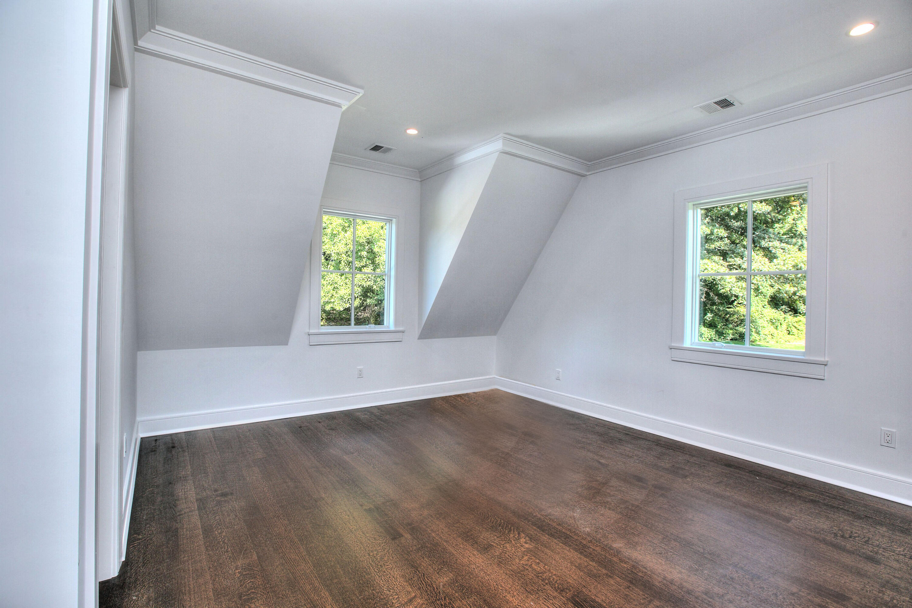 99 Turtle Back Road South New Canaan, CT 06840 - Photo 27 of 34 Bed 5