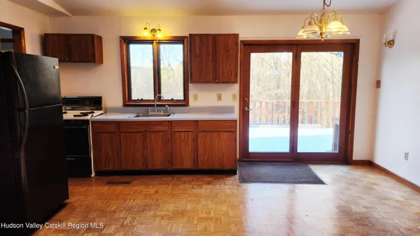 $299,000 | 75 Nunzio Lane, Cornwallville, NY 12418