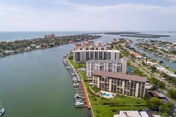 $3,300 | 650 Island Way, Unit 708, Clearwater Beach, FL 33767