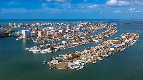 $3,300 | 650 Island Way, Unit 708, Clearwater Beach, FL 33767