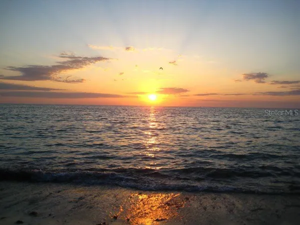$3,300 | 650 Island Way, Unit 708, Clearwater Beach, FL 33767