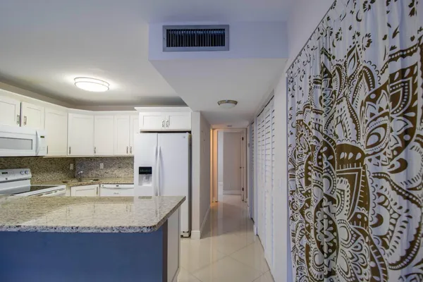 $3,000 | 2358 Northwest 37th Avenue, Coconut Creek, FL 33066