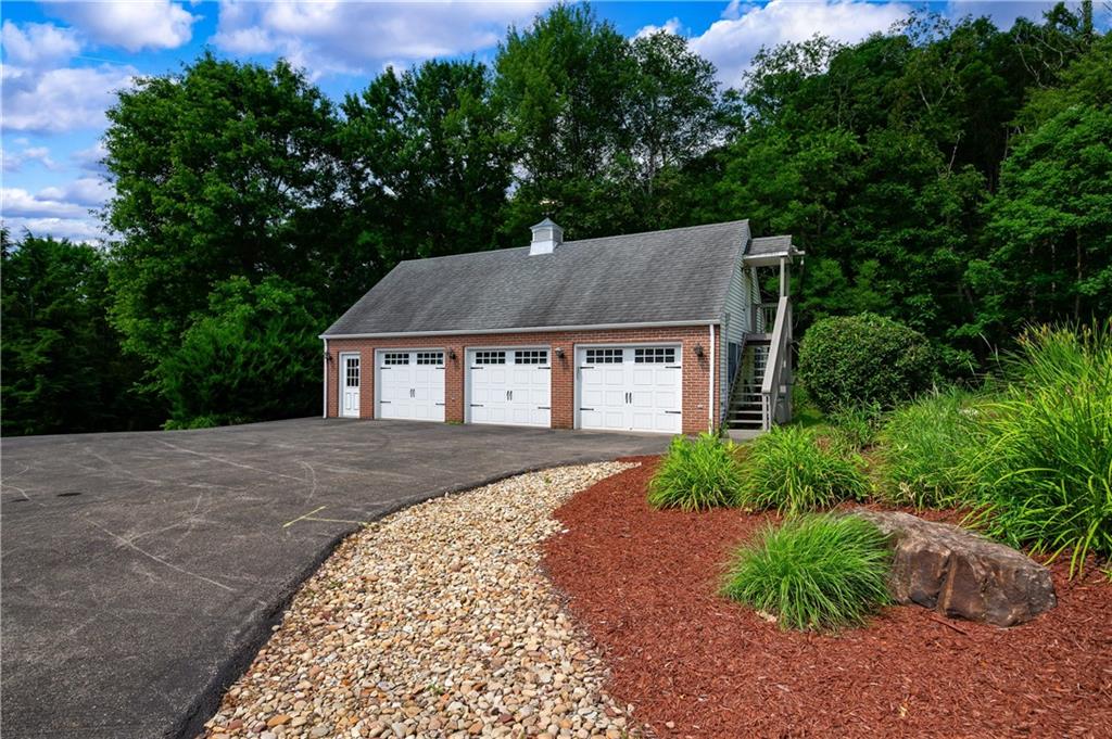 120 Mont Road Butler, PA 16001 - Photo 43 of 50