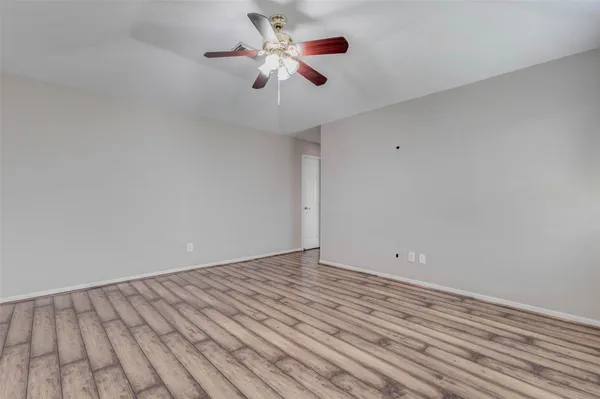 $2,200 | 3114 Maryfield Lane, Pearland, TX 77581