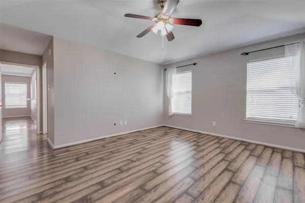 $2,200 | 3114 Maryfield Lane, Pearland, TX 77581