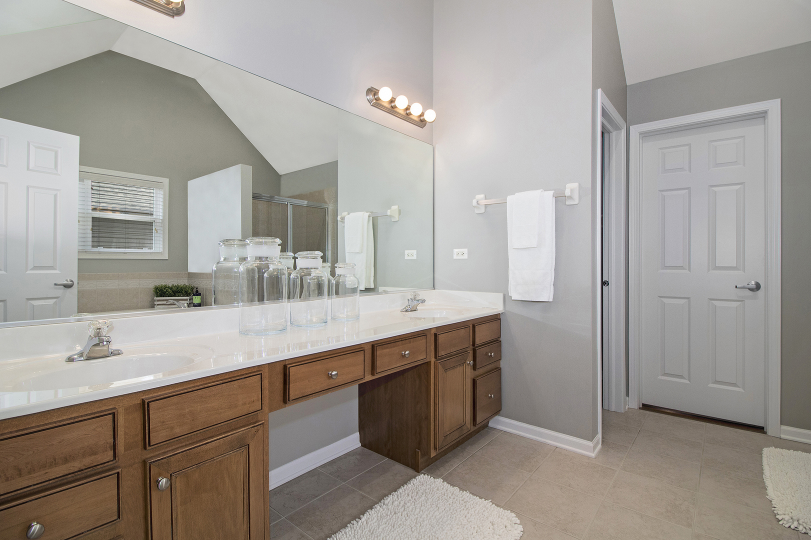 677 Greenfield Road Sugar Grove, IL 60554 - Photo 17 of 52