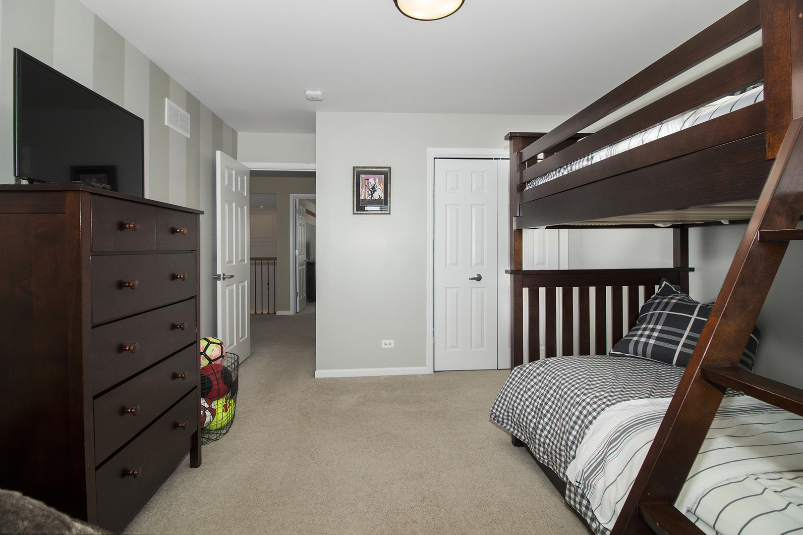 677 Greenfield Road Sugar Grove, IL 60554 - Photo 27 of 52