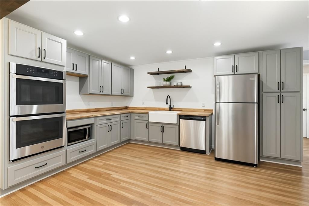 124 Beech Creek Drive Northwest Rome, GA 30165 - Photo 2 of 25