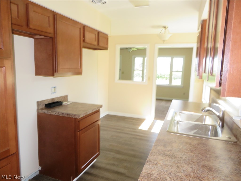 6978 Lake Road Madison, OH 44057 - Photo 3 of 19 Gallery Image 3