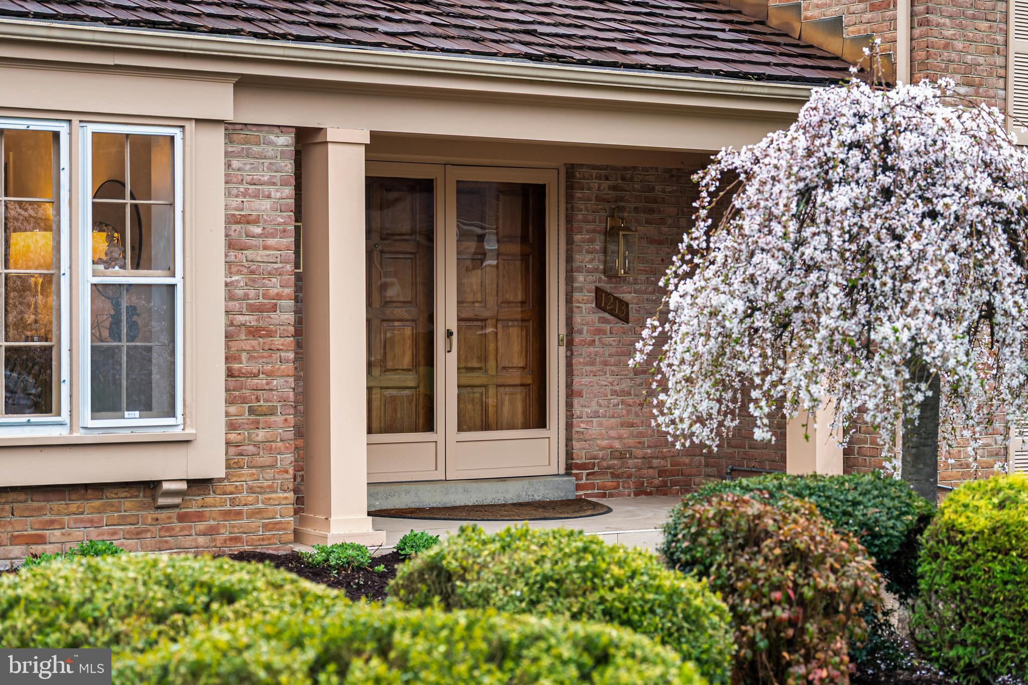 1213 Potomac School Road McLean, VA 22101 - Photo 2 of 52