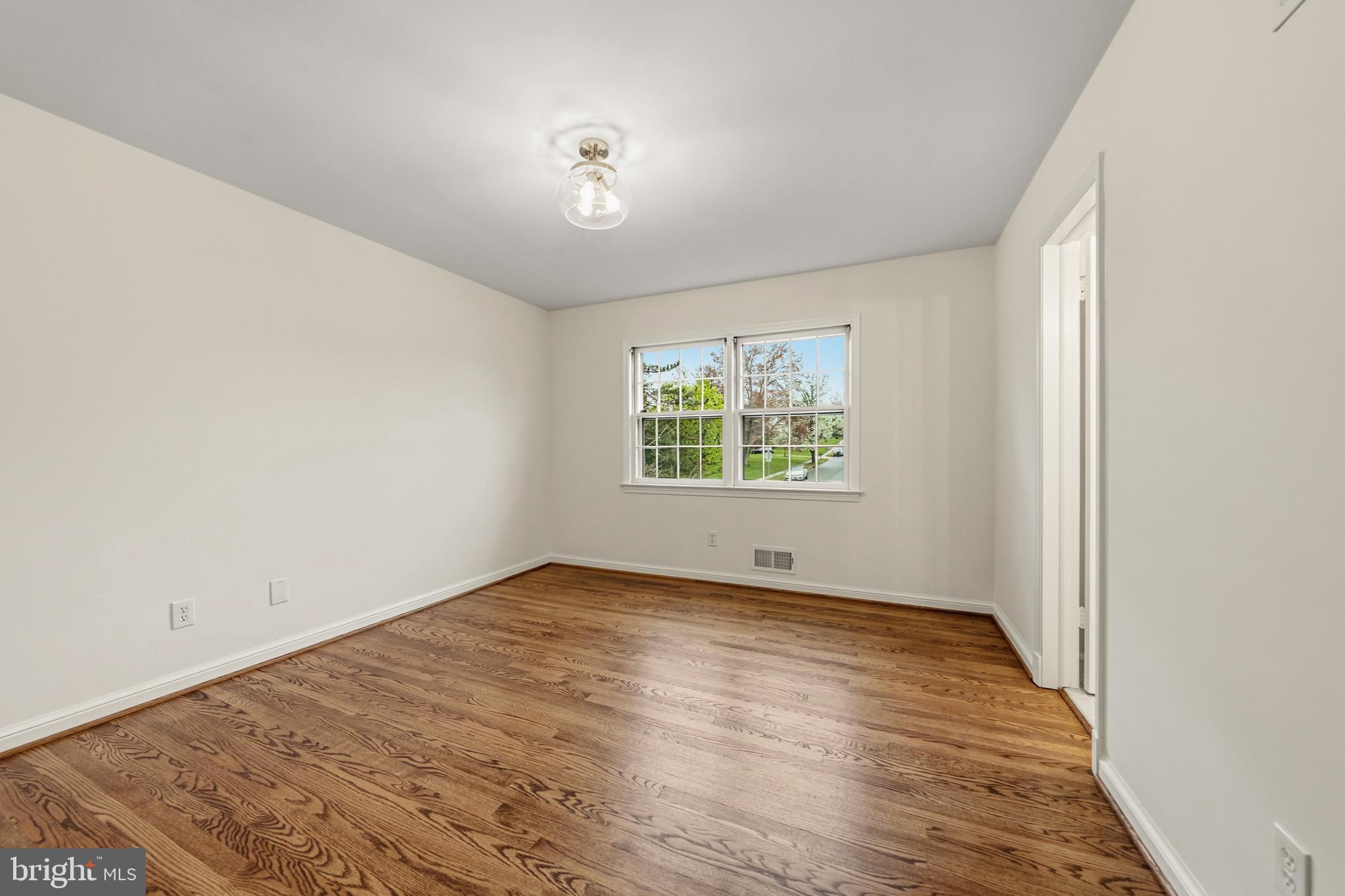 1213 Potomac School Road McLean, VA 22101 - Photo 32 of 52 Bedroom 2