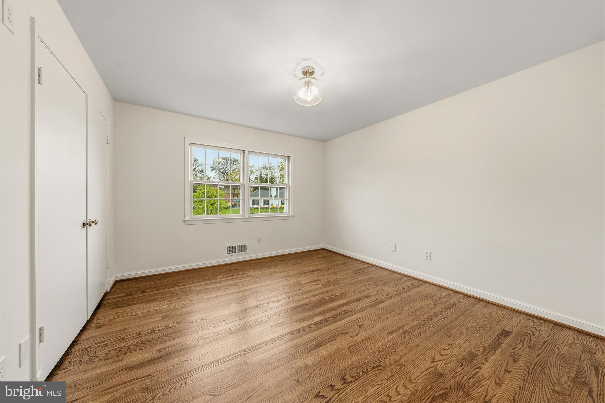 1213 Potomac School Road McLean, VA 22101 - Photo 34 of 52 Bedroom 3