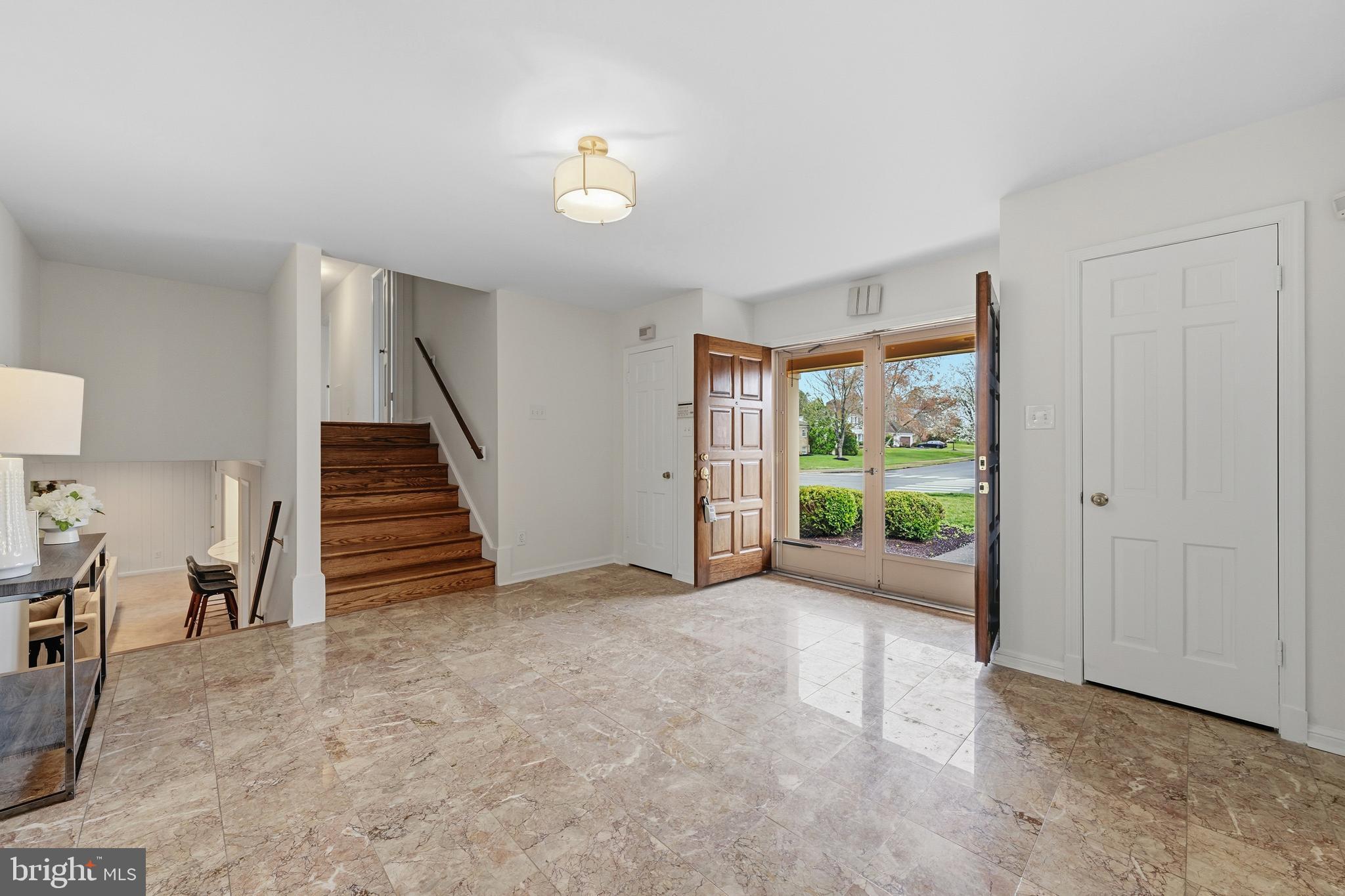 1213 Potomac School Road McLean, VA 22101 - Photo 4 of 52