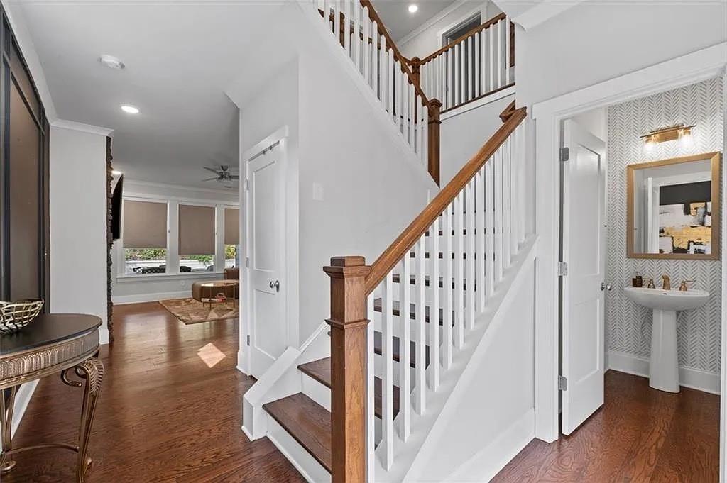 813 Coleman Street Southwest Atlanta, GA 30310 - Photo 12 of 39 a view of entryway and hall with wooden floor