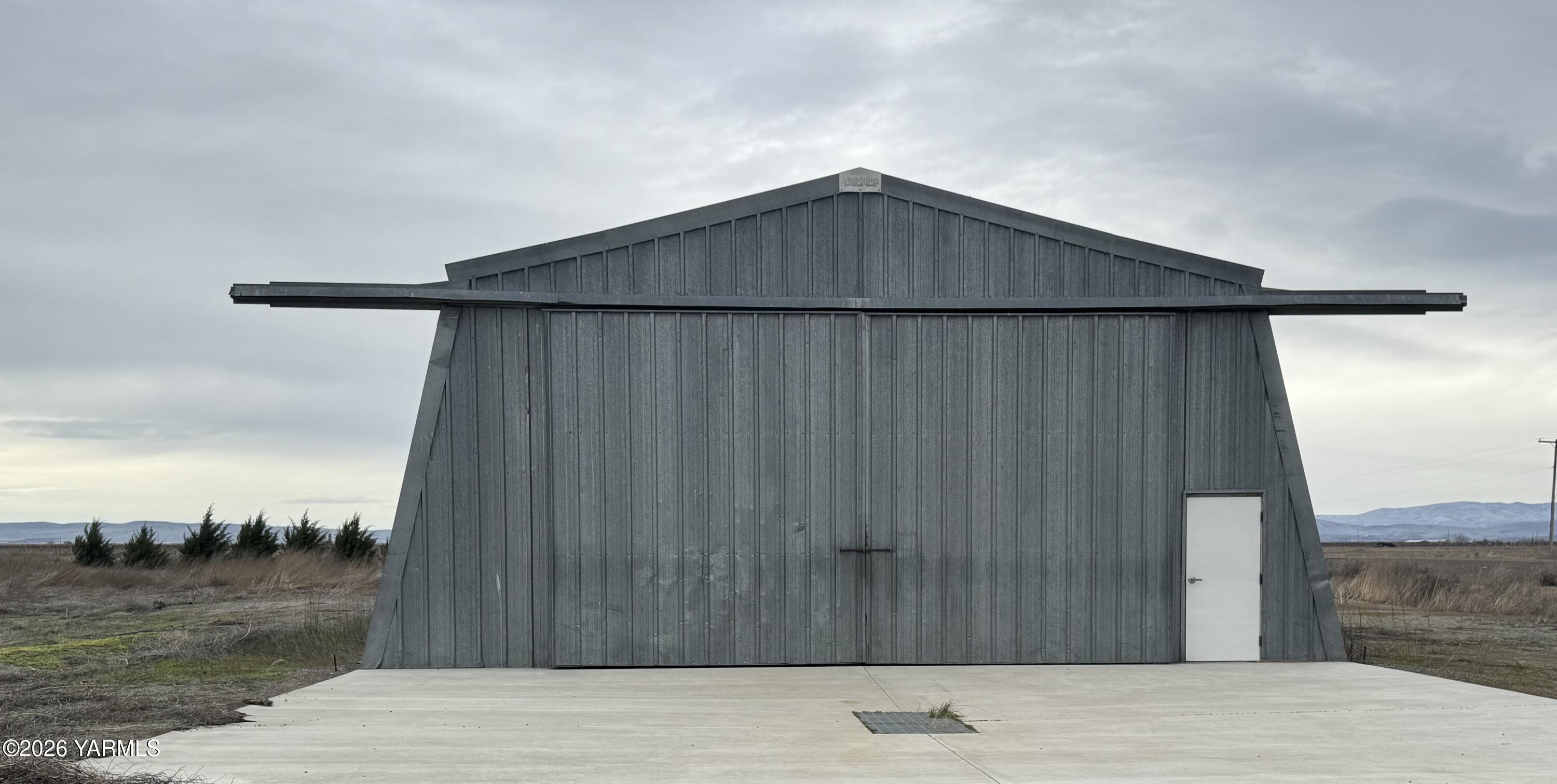 9250 Campbell Road Toppenish, WA 98948 - Photo 5 of 13