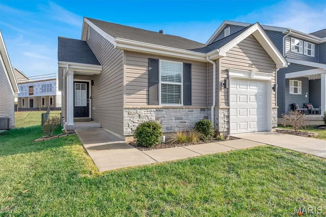 $279,900 | 2179 Windswept Farms Drive, Eureka, MO 63025