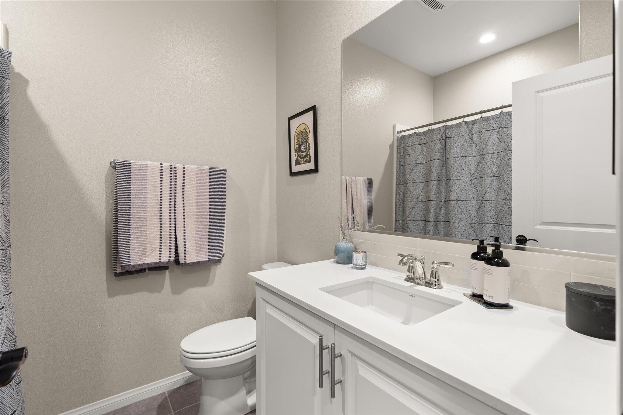 2440 Sanabria Lane Brea, CA 92821 - Photo 26 of 49 29-Bathroom
