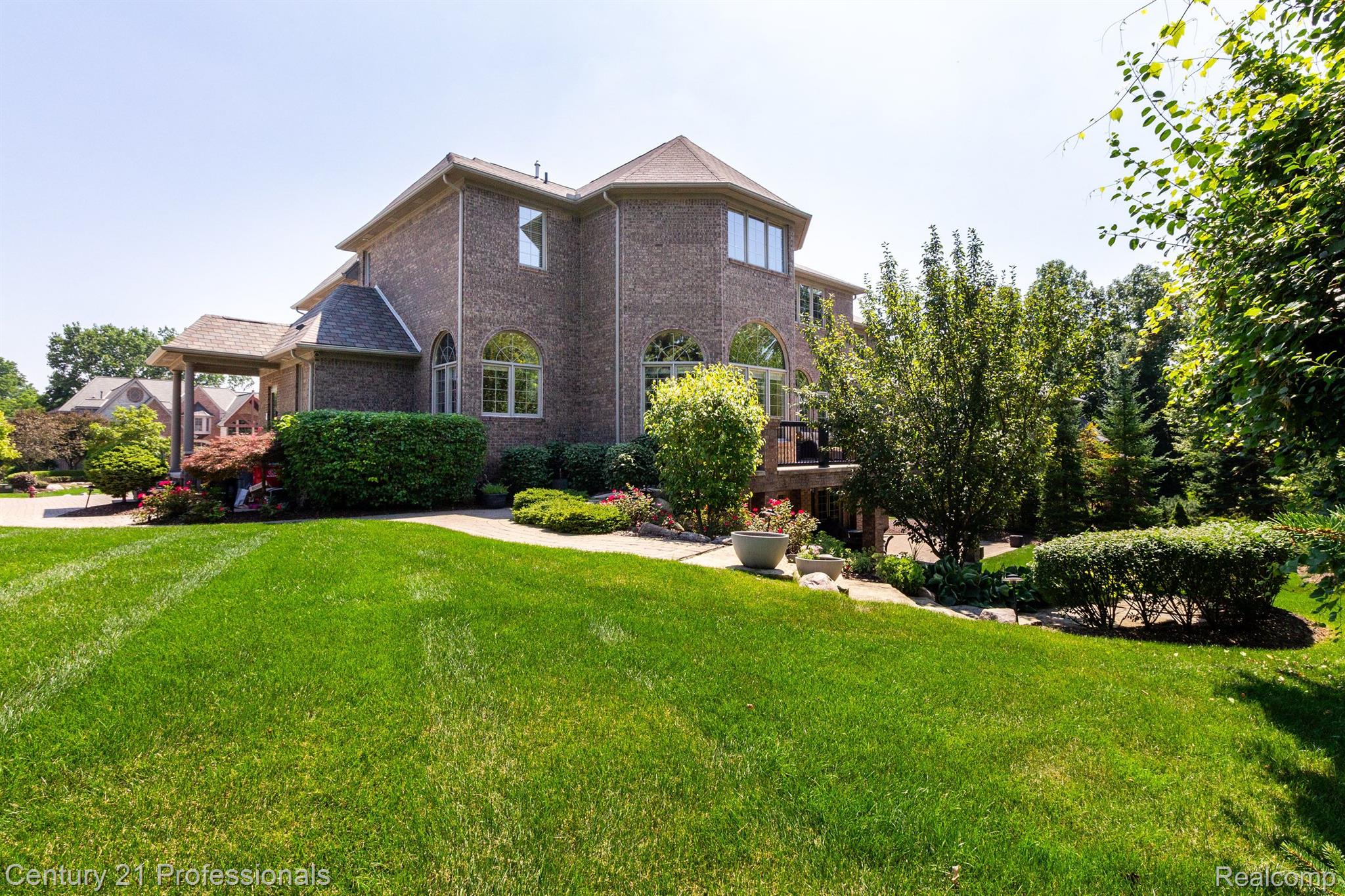 54158 Deer Ridge Court Rochester, MI 48307 - Photo 76 of 81 Gallery Image 76
