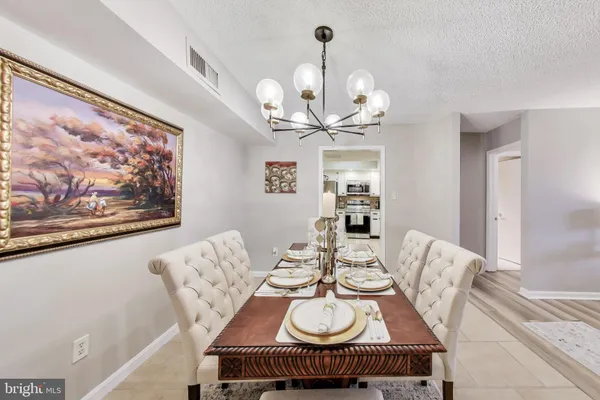 $3,550 | 1101 South Arlington Ridge Road, Unit 305, Arlington, VA 22202