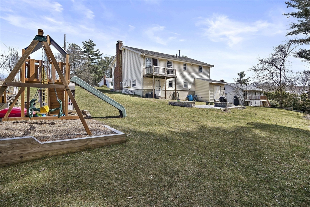 29 Dix Rd Extension Woburn, MA 01801 - Photo 35 of 40 a view of a house with a park