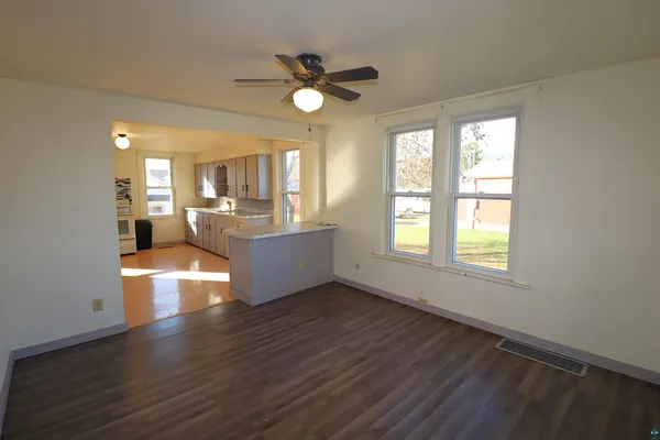 $141,200 | 807 5th Avenue East, Ashland, WI 54806