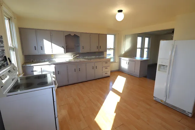 $149,900 | 807 5th Avenue East, Ashland, WI 54806