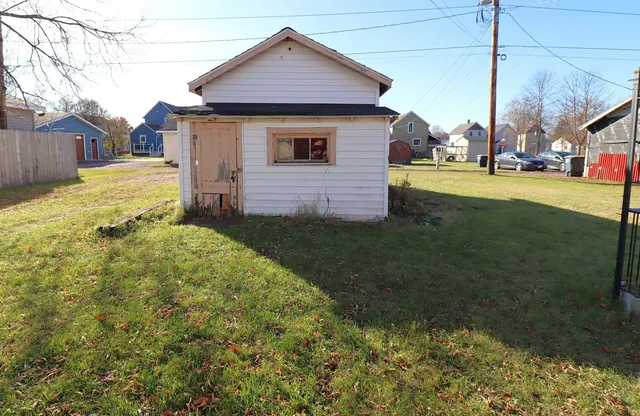 $149,900 | 807 5th Avenue East, Ashland, WI 54806