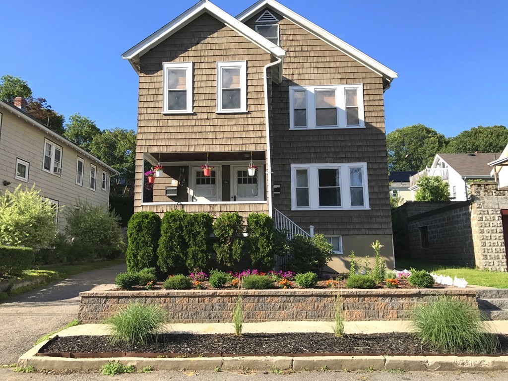 112 Oakland Rd Extension, Unit 2 Brookline, MA 02445 - Photo 3 of 18 Gallery Image 3