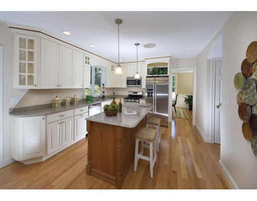 6 Harris Way Georgetown, MA 01833 - Photo 3 of 23 Gallery Image 3